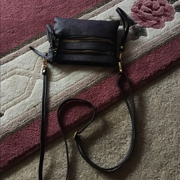 Crossbody bag faux leather 4 zipper compartments Outdoor event room for … - Picture 5 of 8